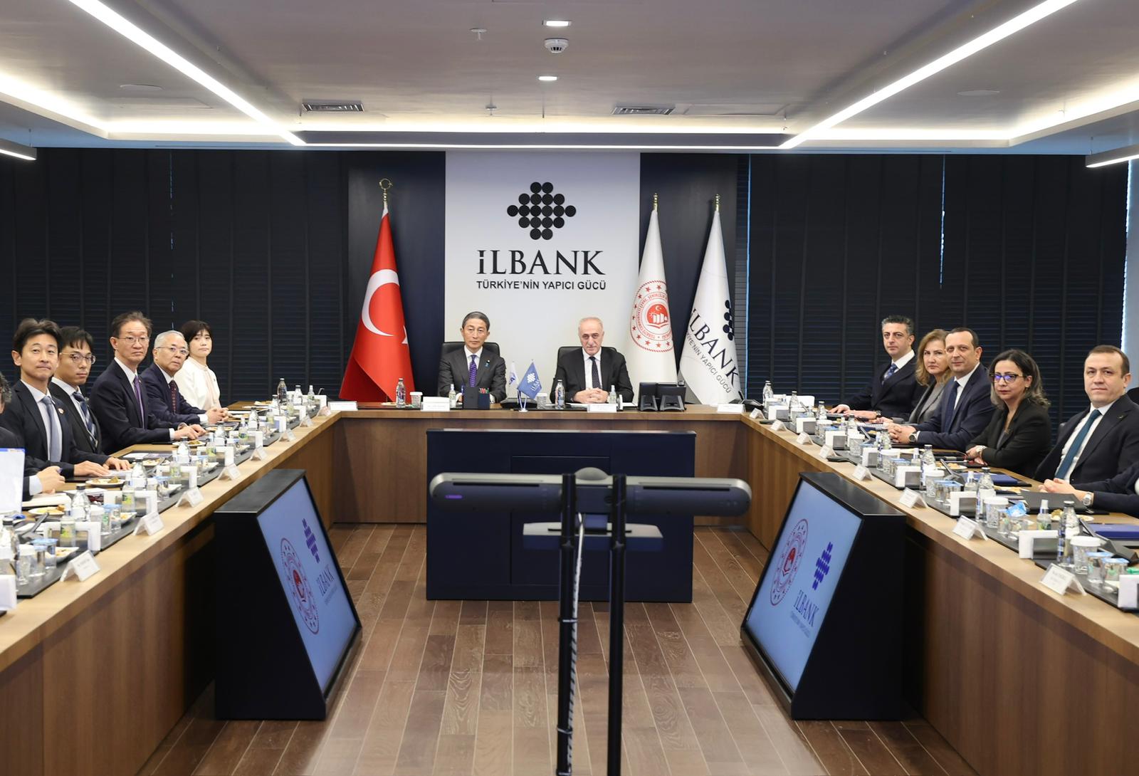 GENEL MÜDÜR KARAHAN, JAPONYA SENATOSU HEYETİ İLE TOPLANTIDA BİR ARAYA GELDİ