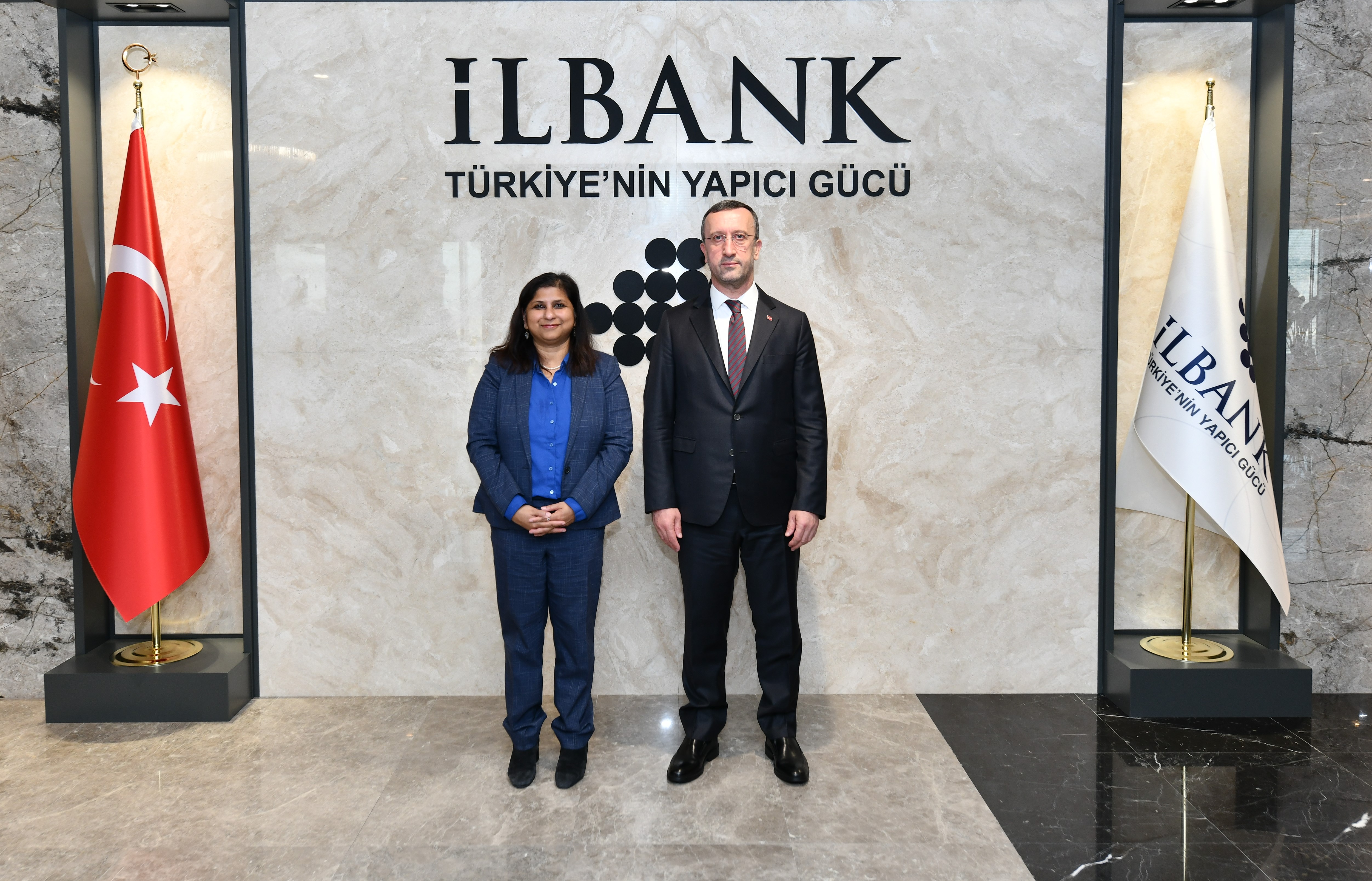 DÜNYA BANKASI ENERJİ UYGULAMA YÖNETİCİSİ BANARGE, GENEL MÜDÜR BÜYÜK'Ü MAKAMINDA ZİYARET ETTİ